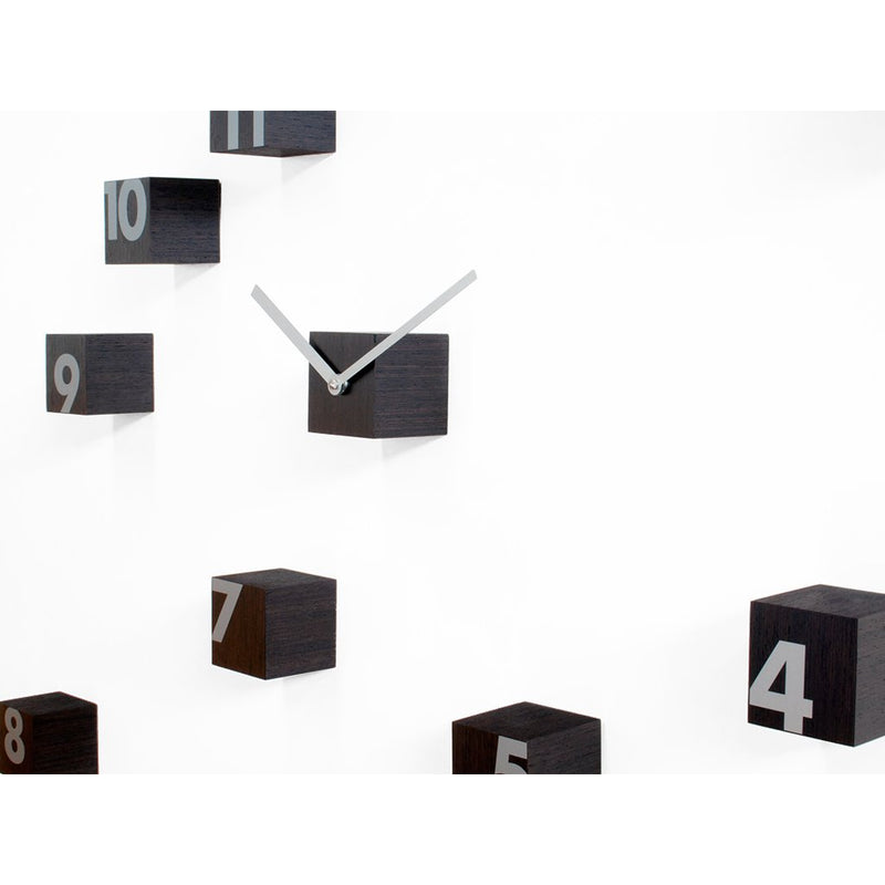 Moderne design klok Progetti Rnd Time 6cm Wengé