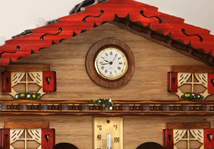 Houten weerhuisje 18cm met klok